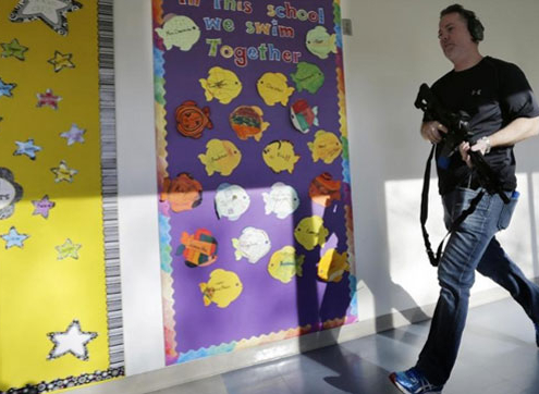 School_demonstrates_'active_shooter'_system